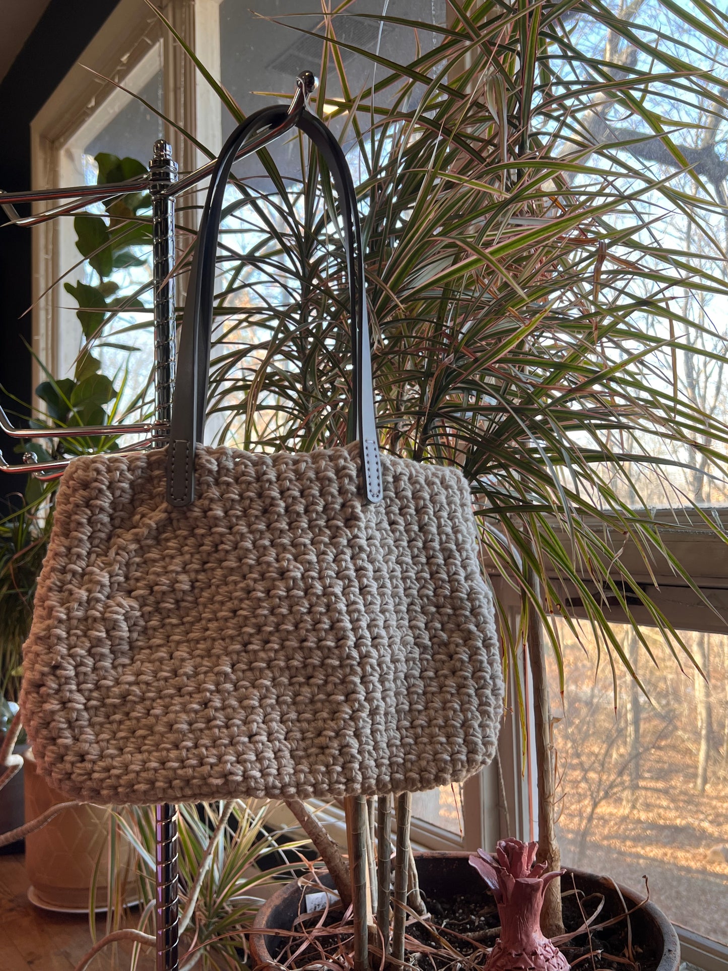 White upcycled rope bag with gray handles